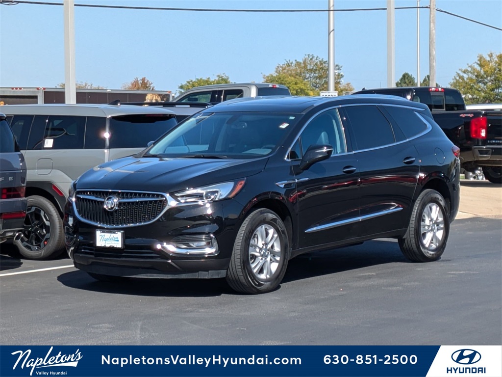 2021 Buick Enclave Essence 1