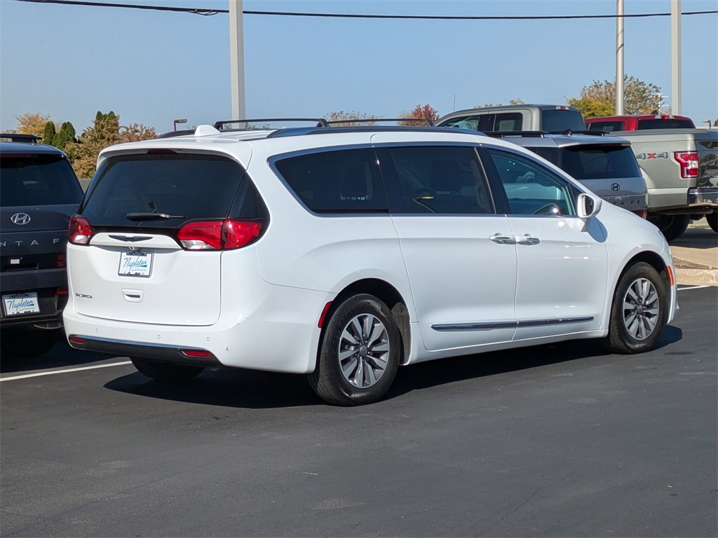 2020 Chrysler Pacifica Touring L Plus 4