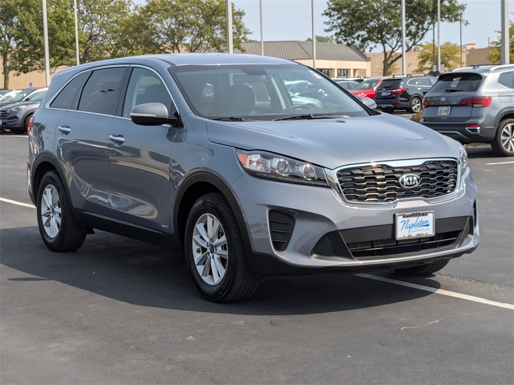 2020 Kia Sorento LX 3