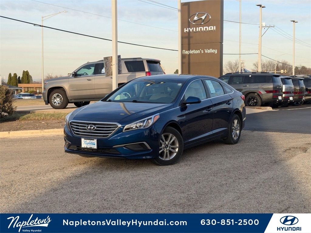 2017 Hyundai Sonata SE 1