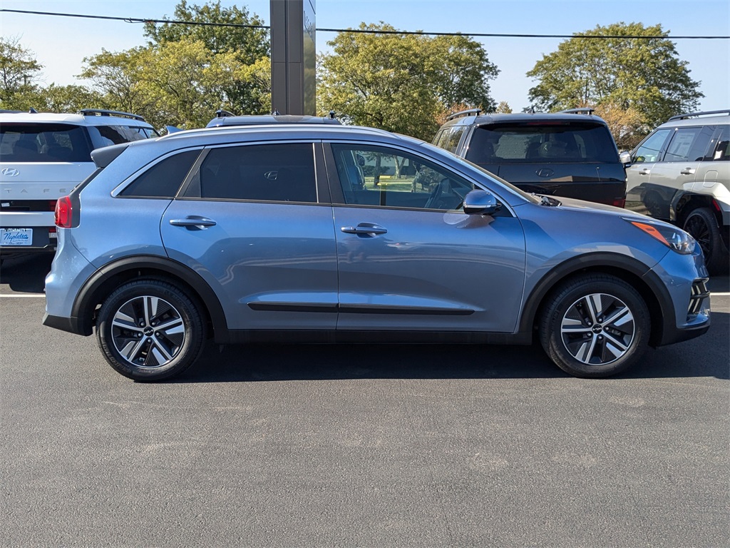 2022 Kia Niro EX Premium 4