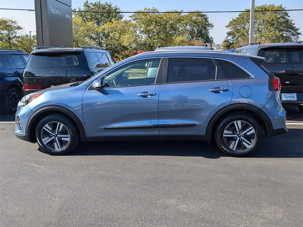 2022 Kia Niro EX Premium 8