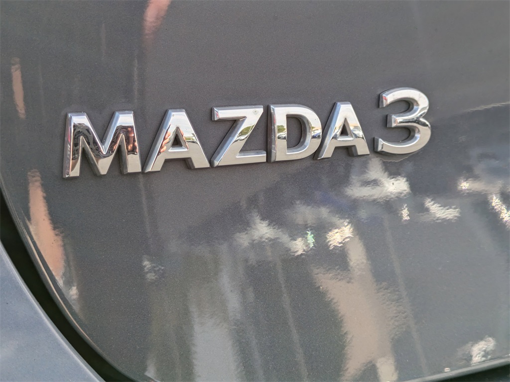 2022 Mazda Mazda3 Carbon Edition 22