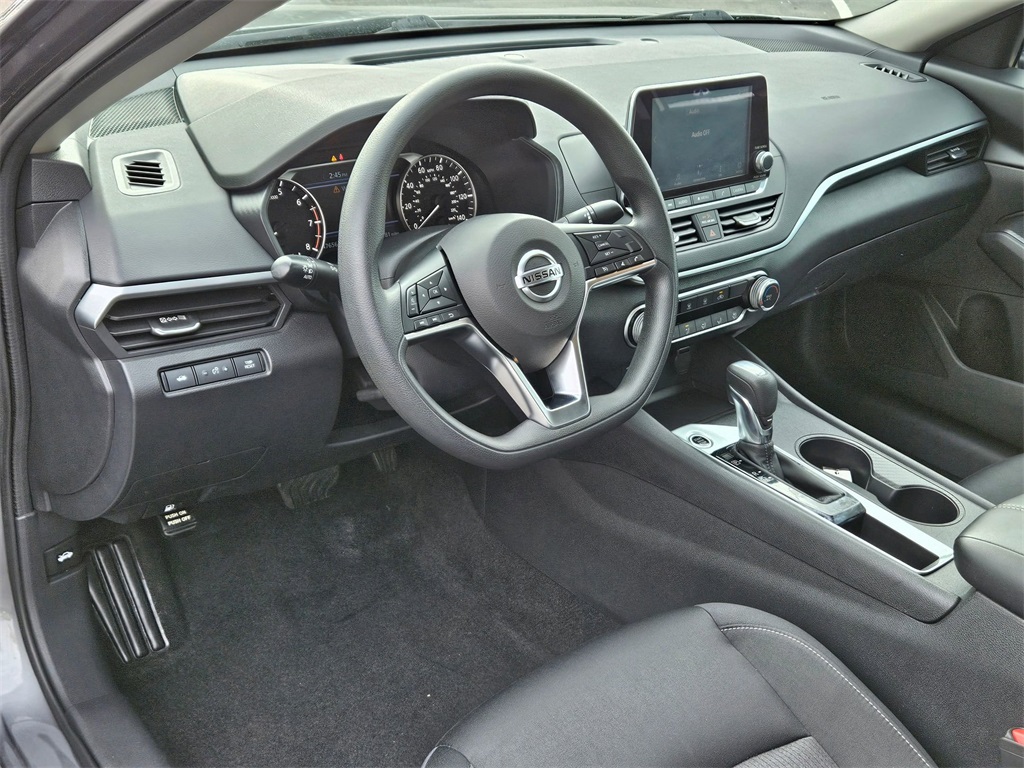 2019 Nissan Altima 2.5 S 10