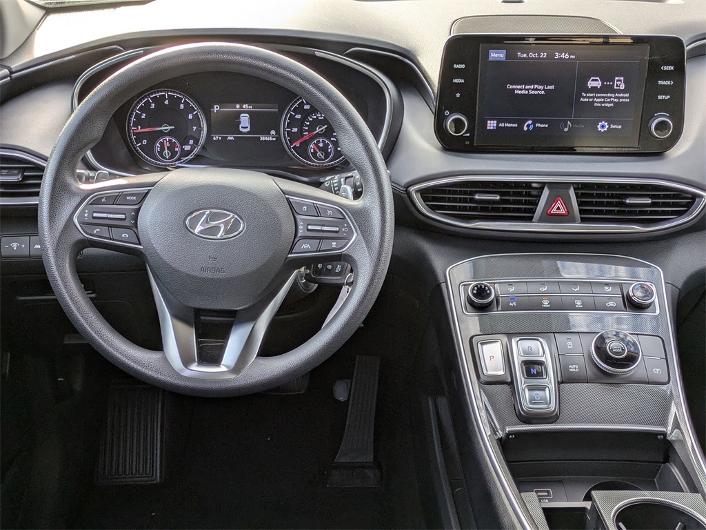 2021 Hyundai Santa Fe SE 18