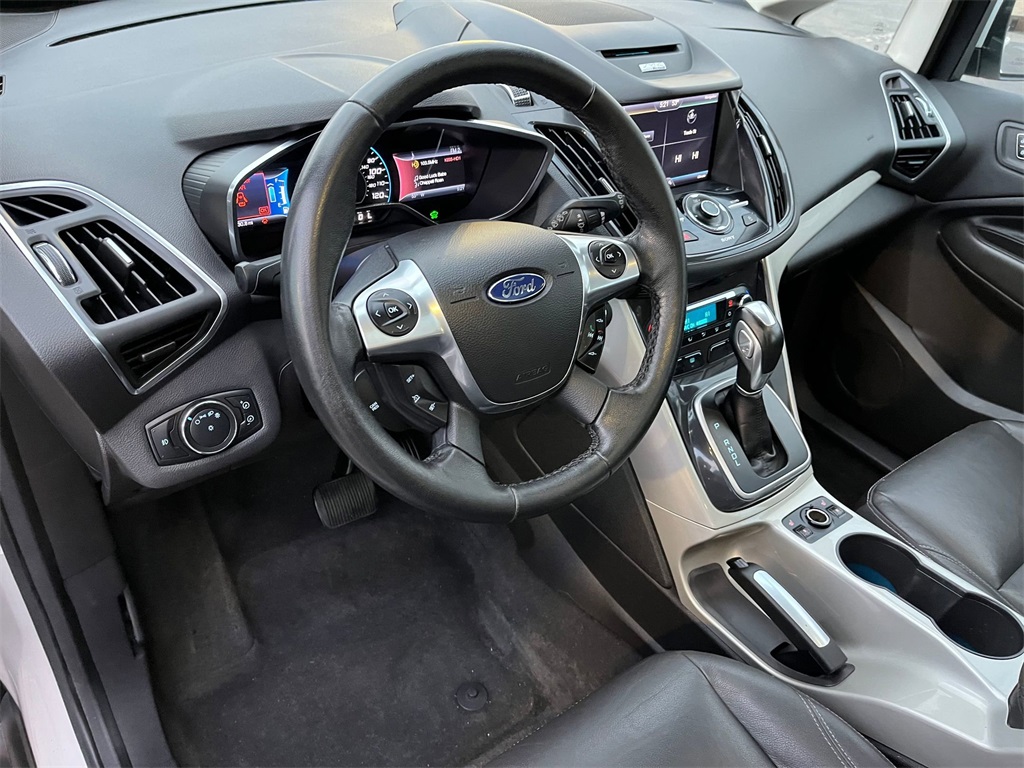 2013 Ford C-Max Hybrid SEL 12