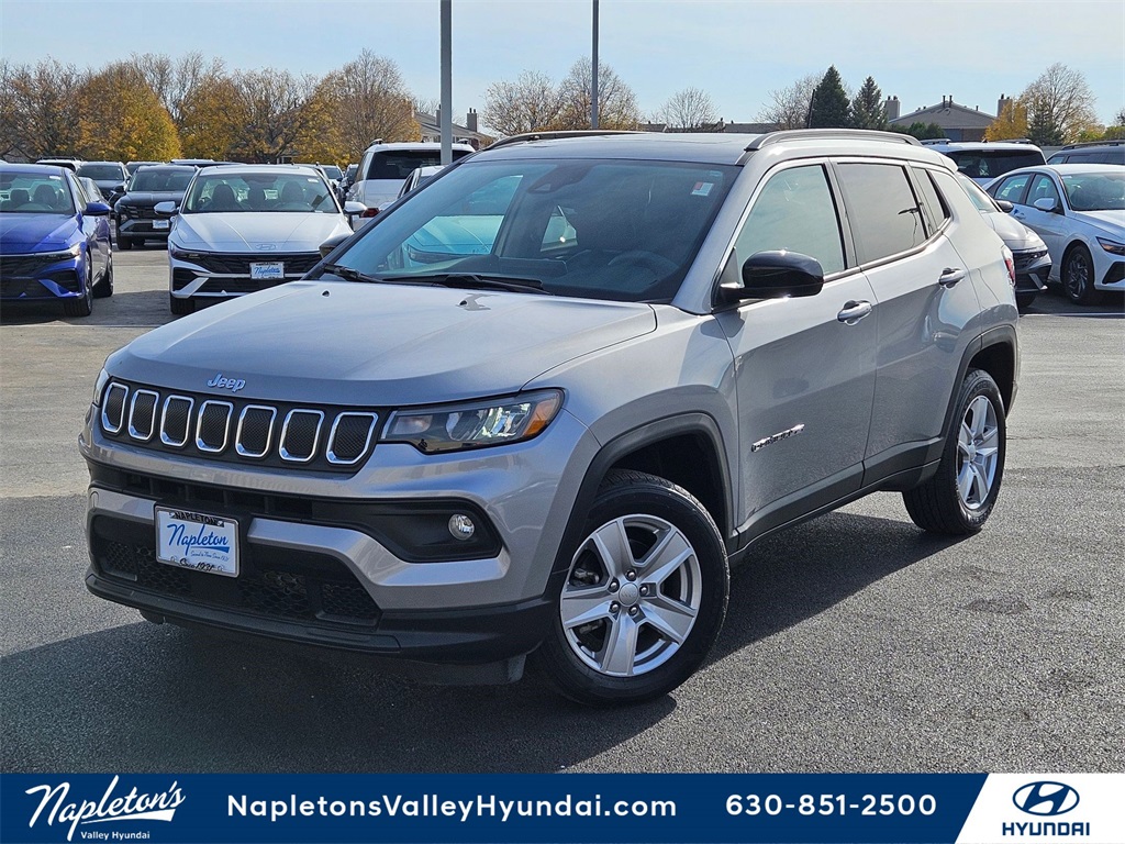 2022 Jeep Compass Latitude 1