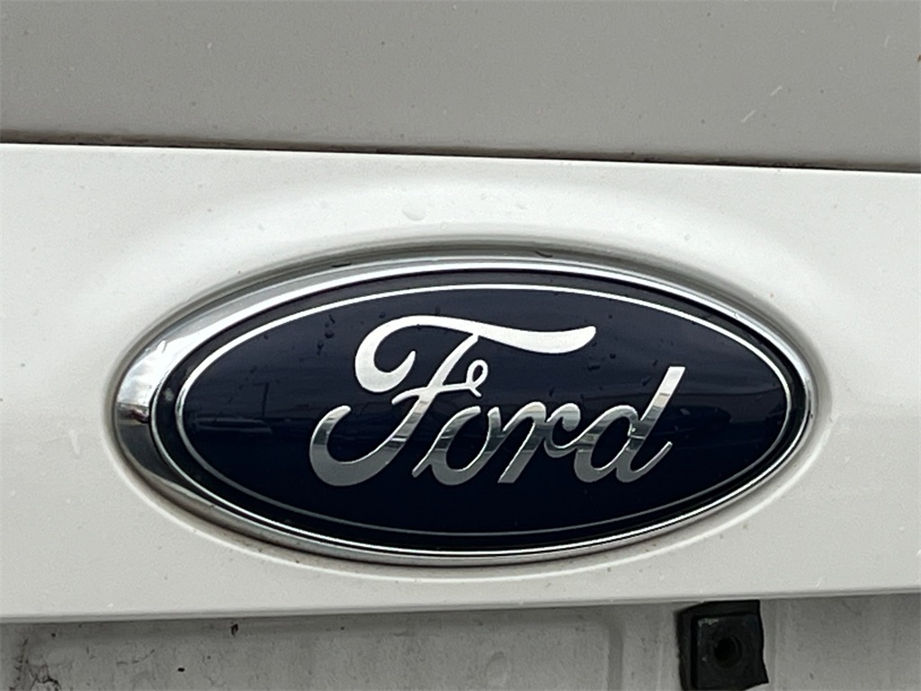 2013 Ford Escape Titanium 9