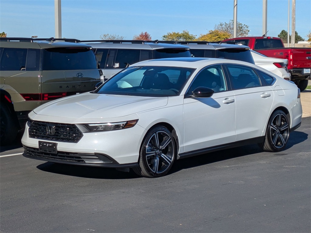 2023 Honda Accord Hybrid Sport 3