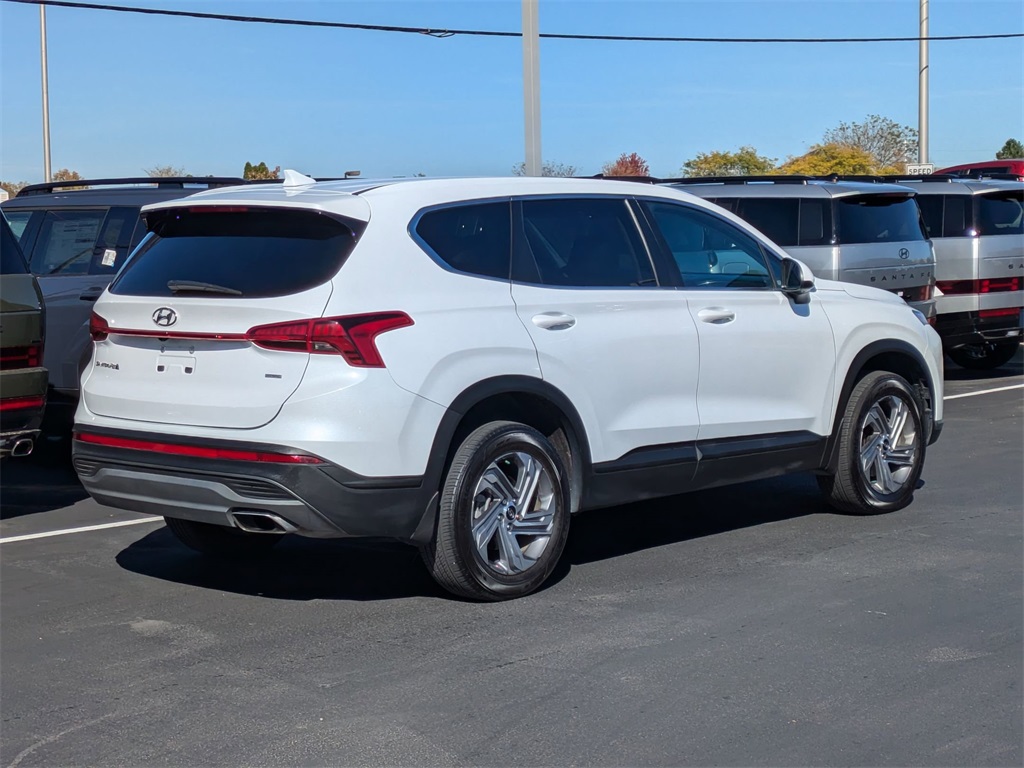 2022 Hyundai Santa Fe SE 6