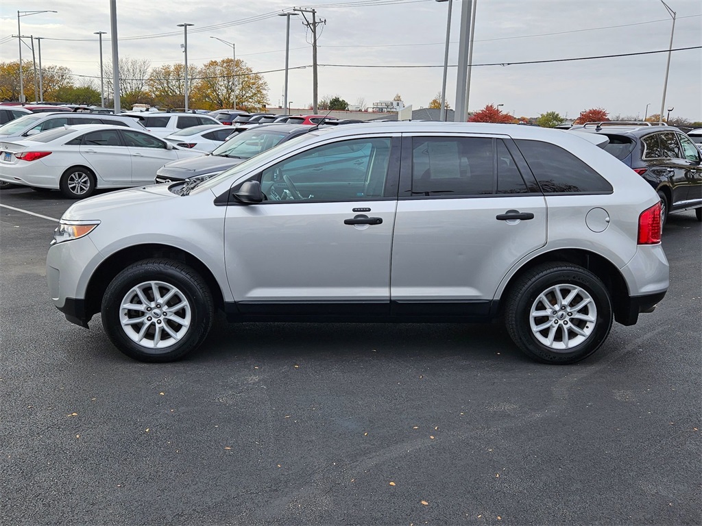 2013 Ford Edge SE 2