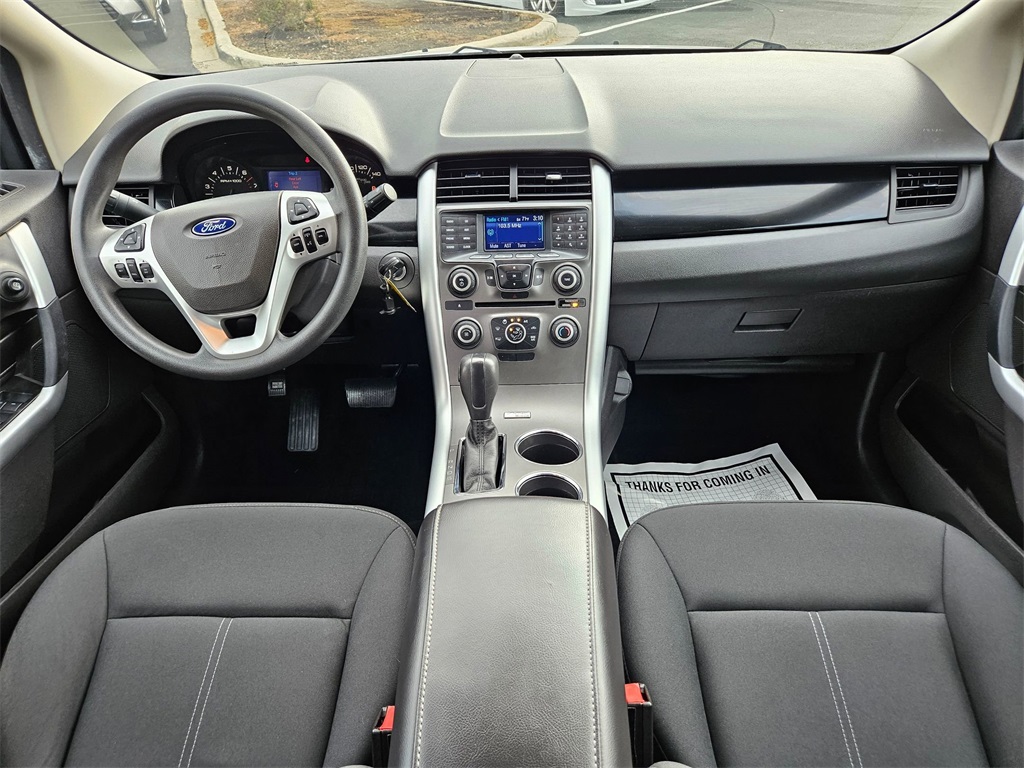 2013 Ford Edge SE 14