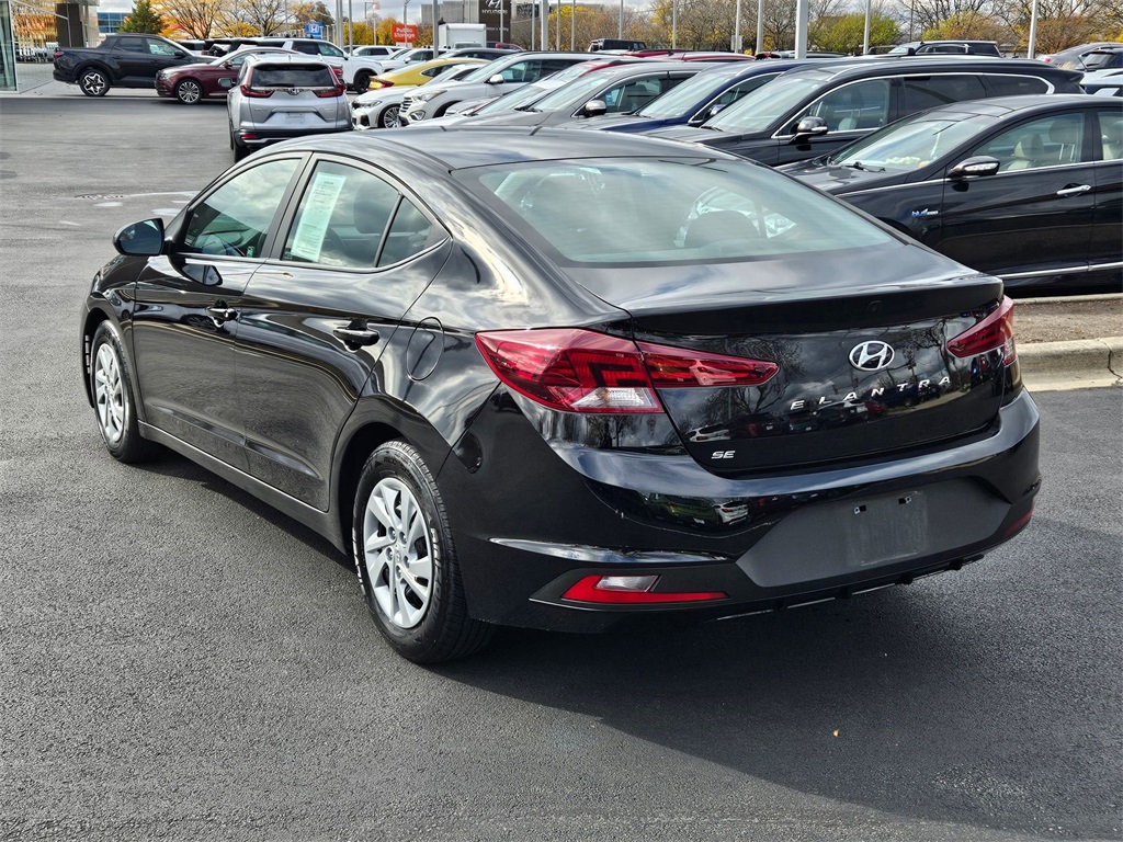 2020 Hyundai Elantra SE 3