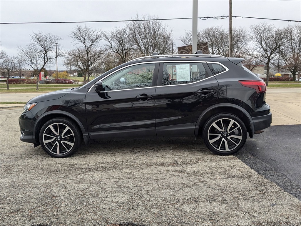 2017 Nissan Rogue Sport SL 2