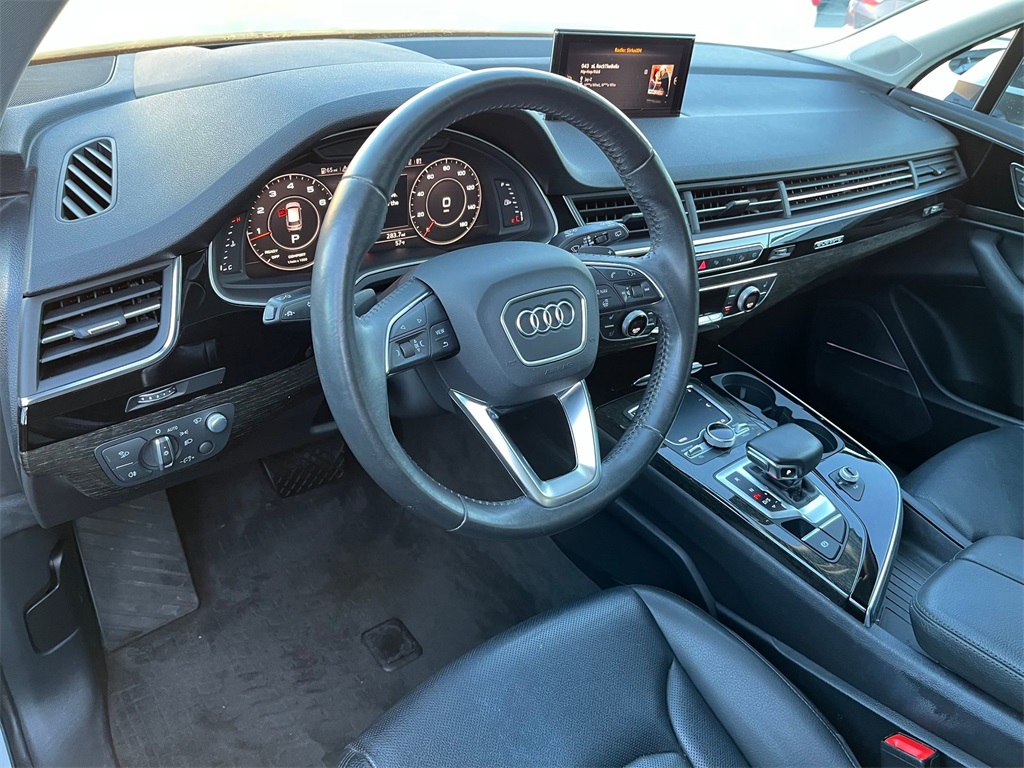 2019 Audi Q7 55 Prestige 11