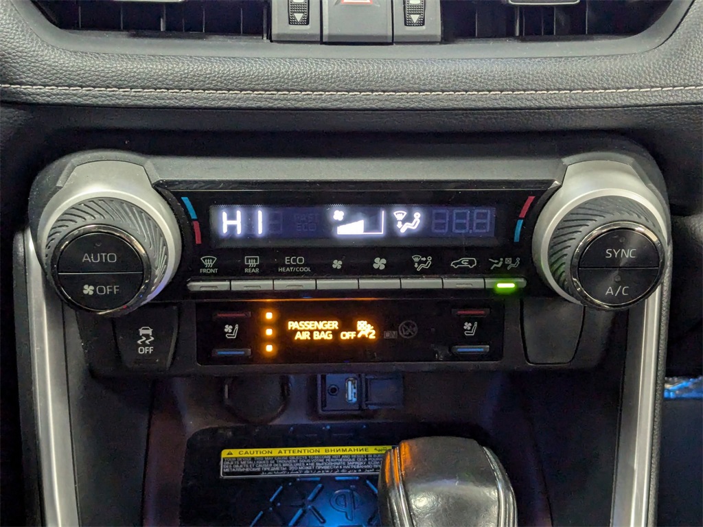 2019 Toyota RAV4 Hybrid Limited 21