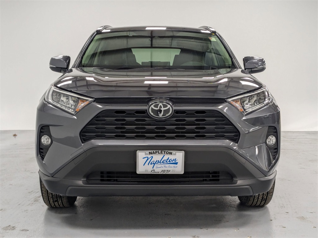 2020 Toyota RAV4 XLE 6