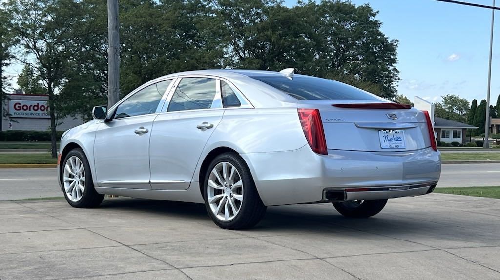 2016 Cadillac XTS Luxury 4
