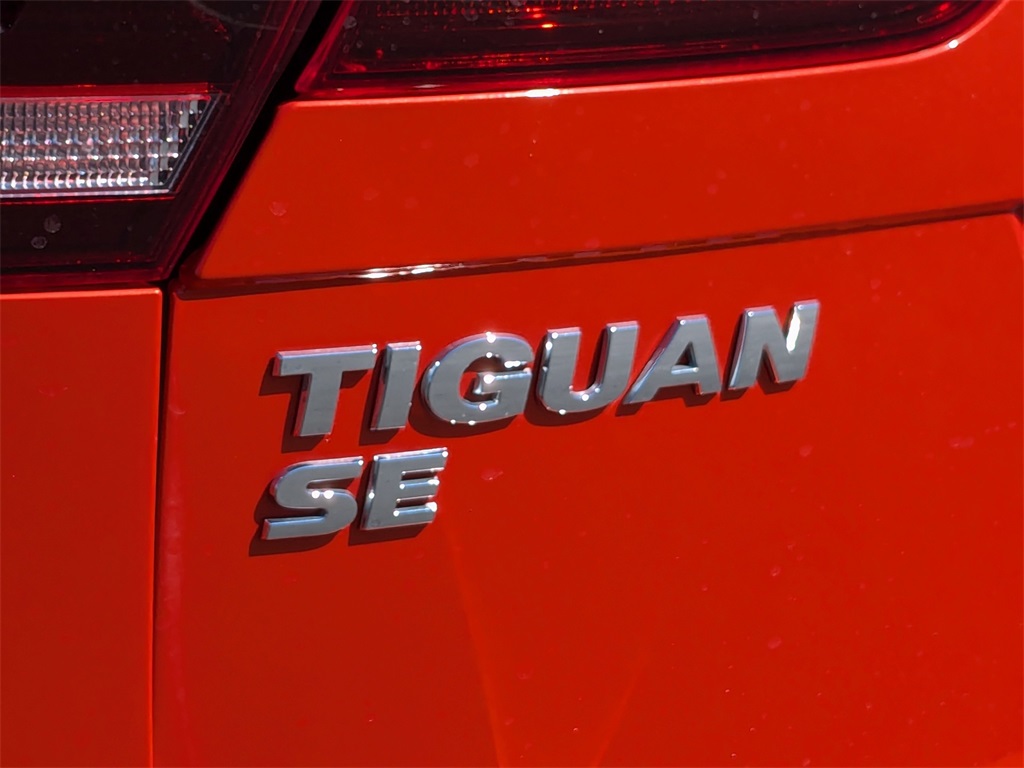 2019 Volkswagen Tiguan 2.0T SE 28