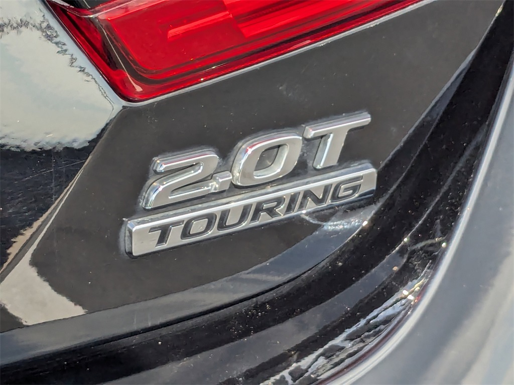 2018 Honda Accord Touring 2.0T 31