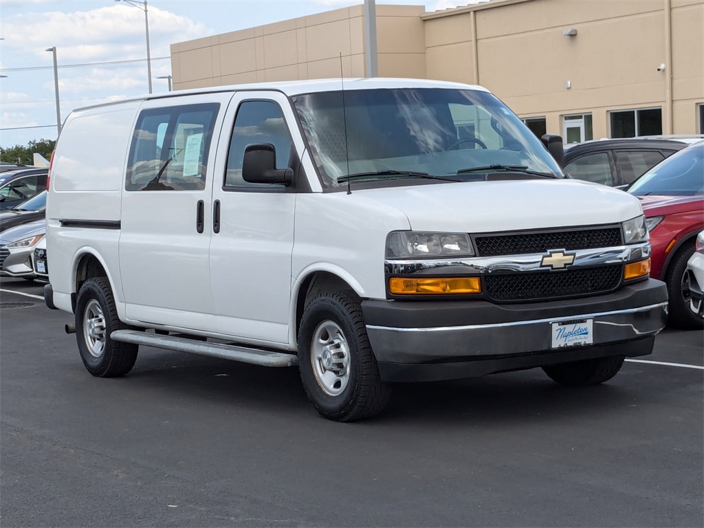 2018 Chevrolet Express 2500 Work Van 3