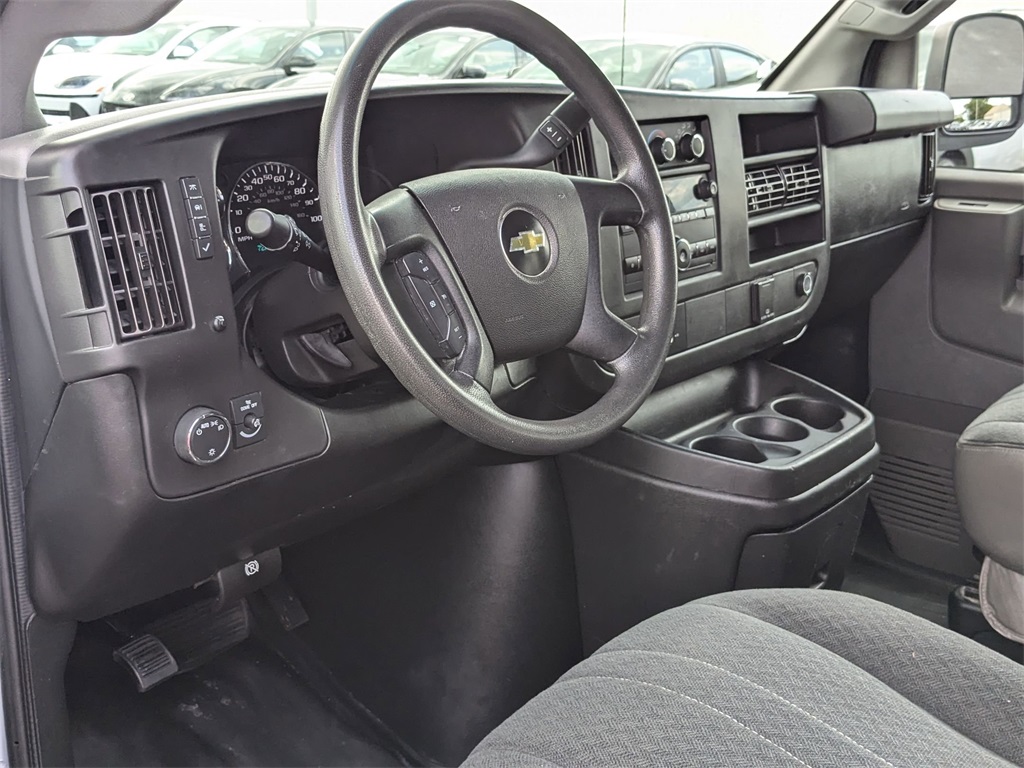 2018 Chevrolet Express 2500 Work Van 10