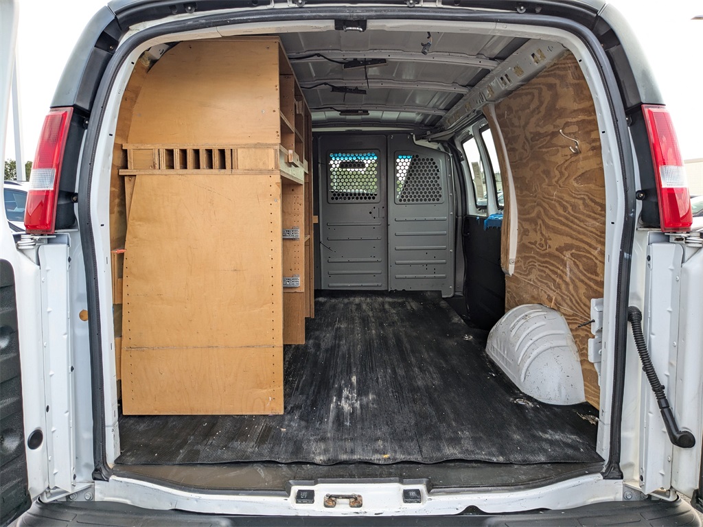 2018 Chevrolet Express 2500 Work Van 23