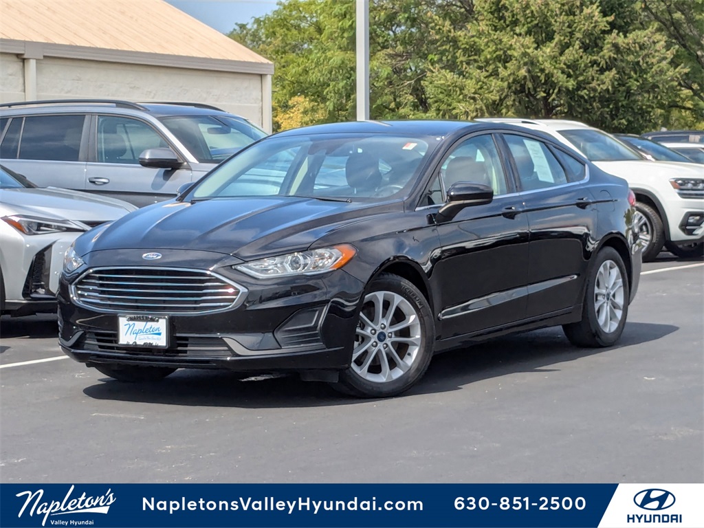 2020 Ford Fusion SE 1