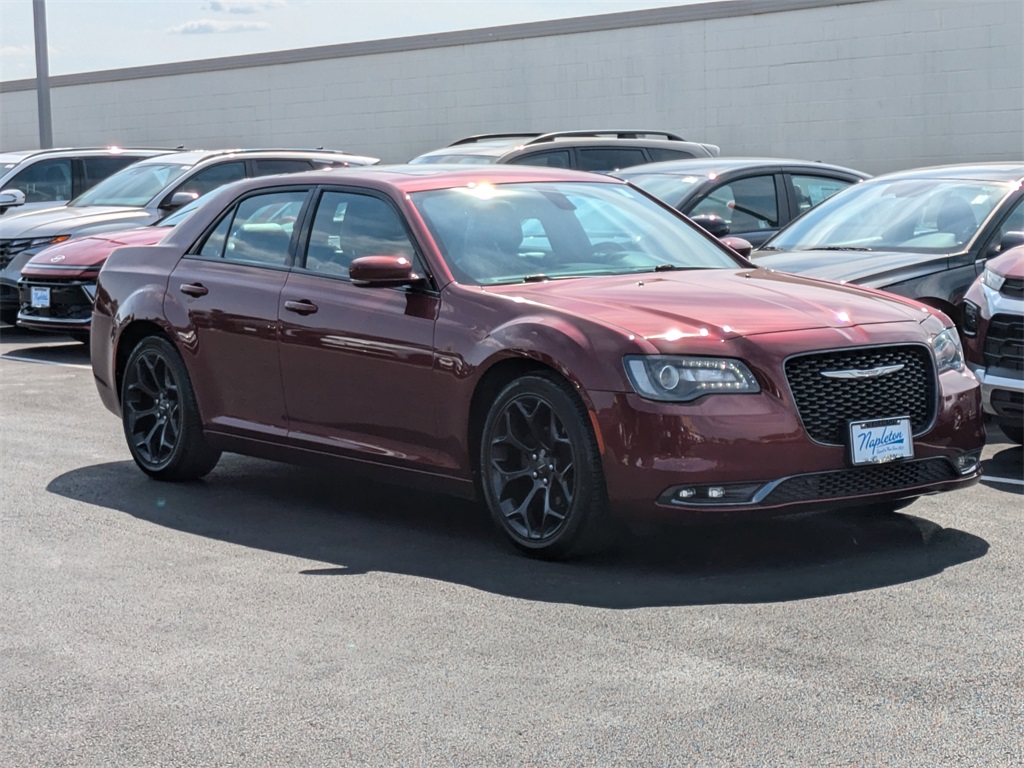 2020 Chrysler 300 S 3