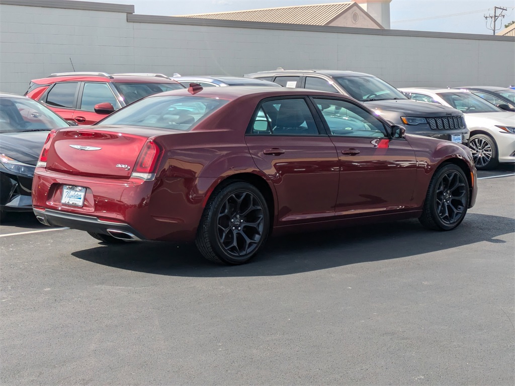 2020 Chrysler 300 S 5