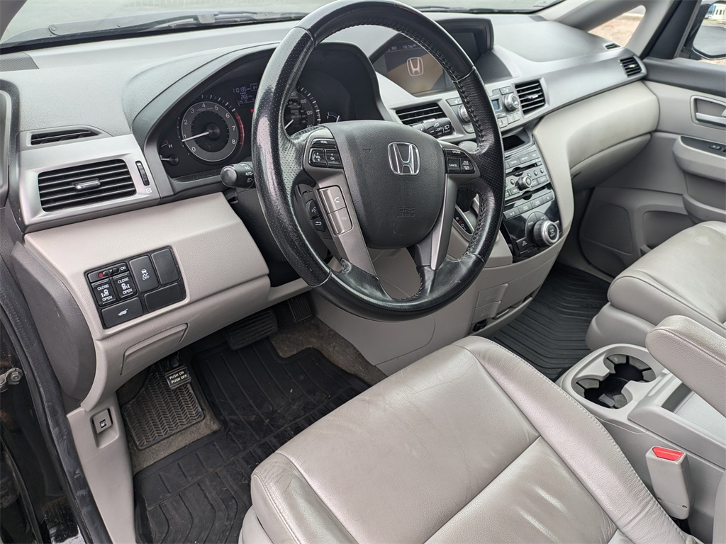 2013 Honda Odyssey EX-L 10