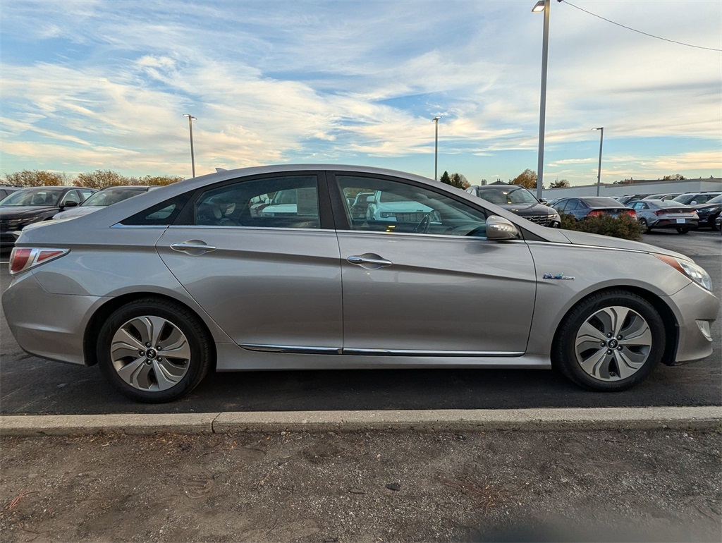 2013 Hyundai Sonata Hybrid Limited 6