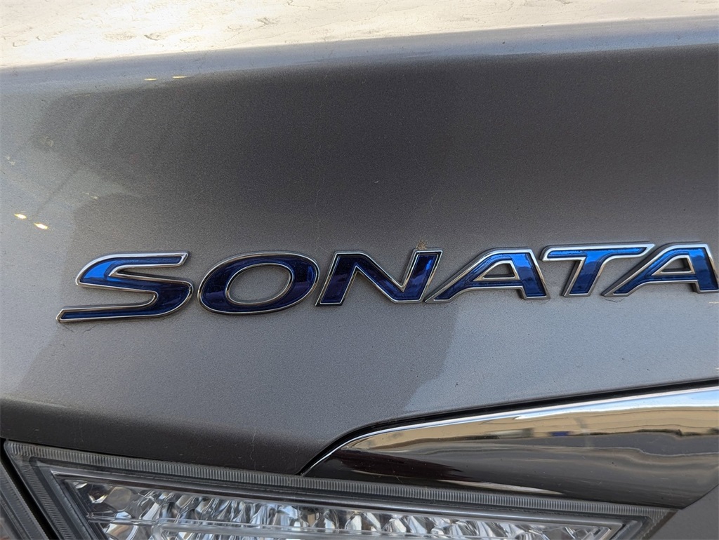 2013 Hyundai Sonata Hybrid Limited 25