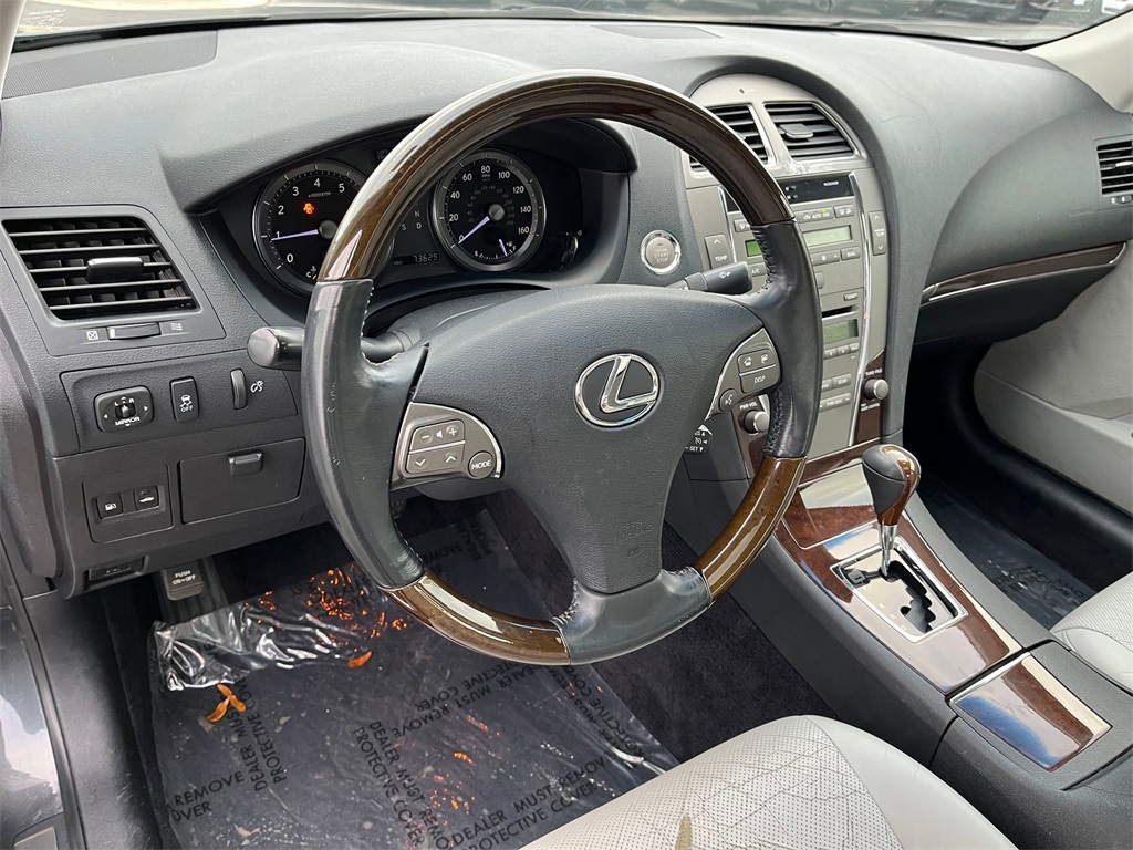 2011 Lexus ES 350 12