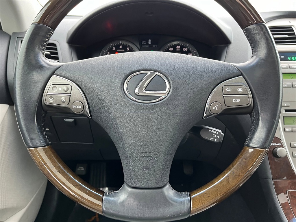 2011 Lexus ES 350 16