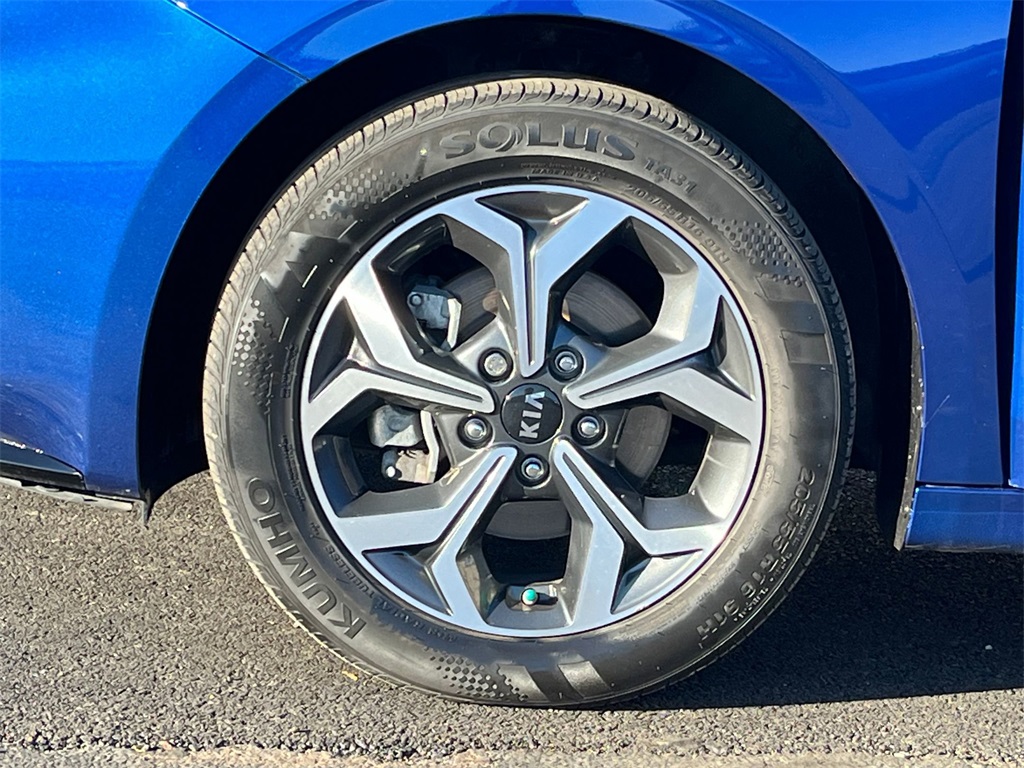 2019 Kia Forte LXS 8