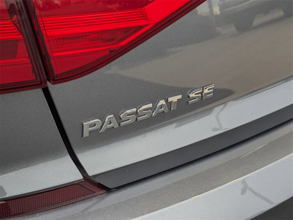 2016 Volkswagen Passat 1.8T SE 7