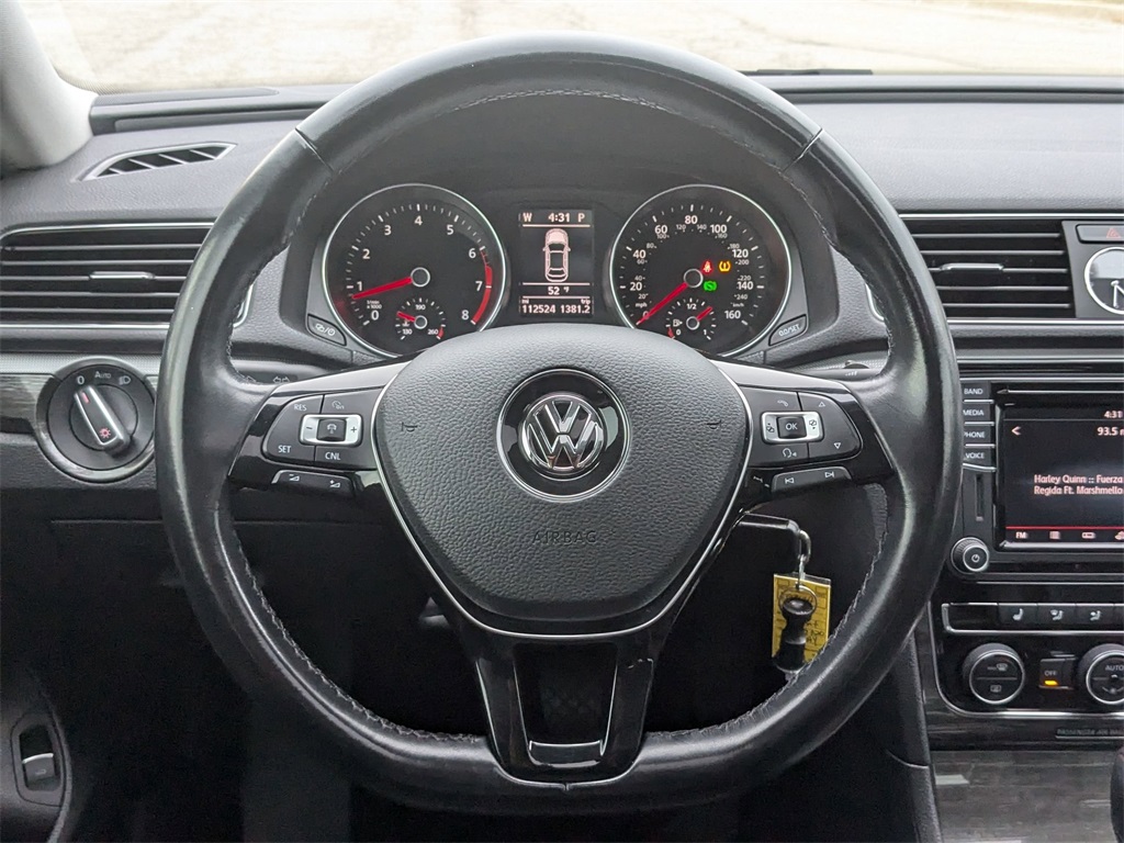 2016 Volkswagen Passat 1.8T SE 15