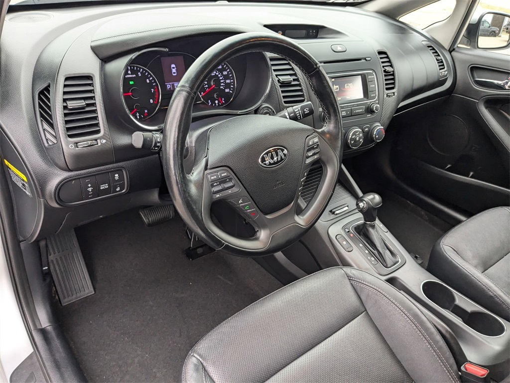 2015 Kia Forte EX 10