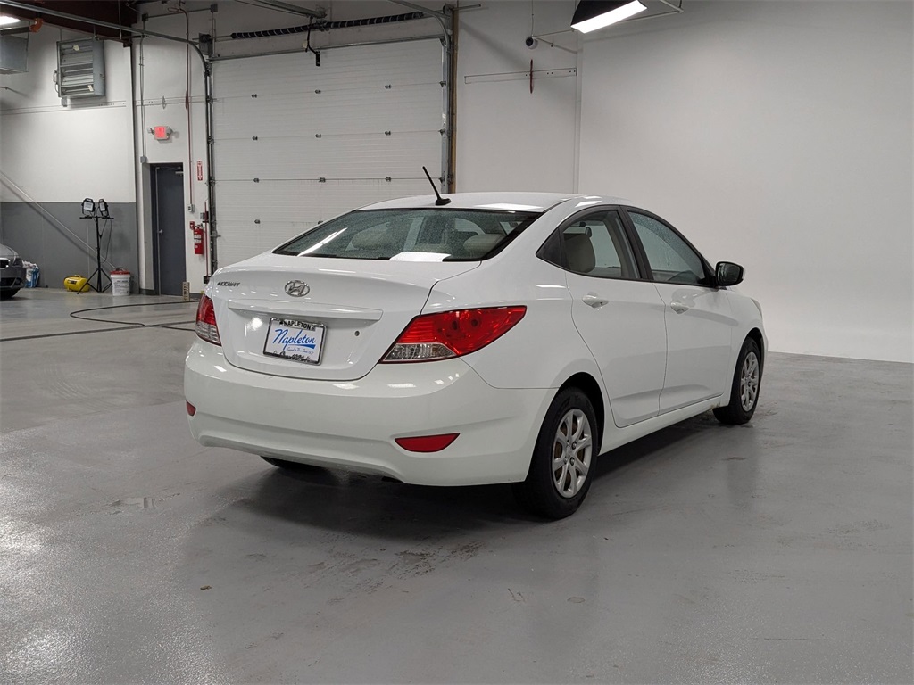 2014 Hyundai Accent GLS 3