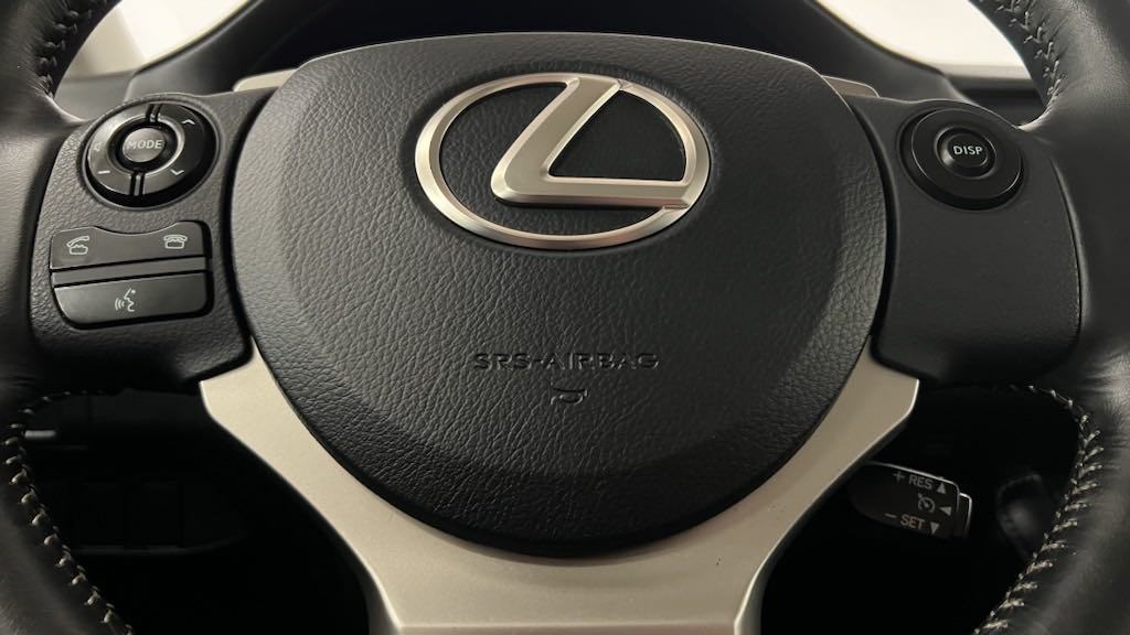 2015 Lexus CT 200h 10