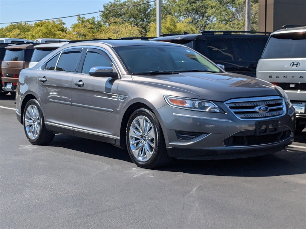 2011 Ford Taurus Limited 3