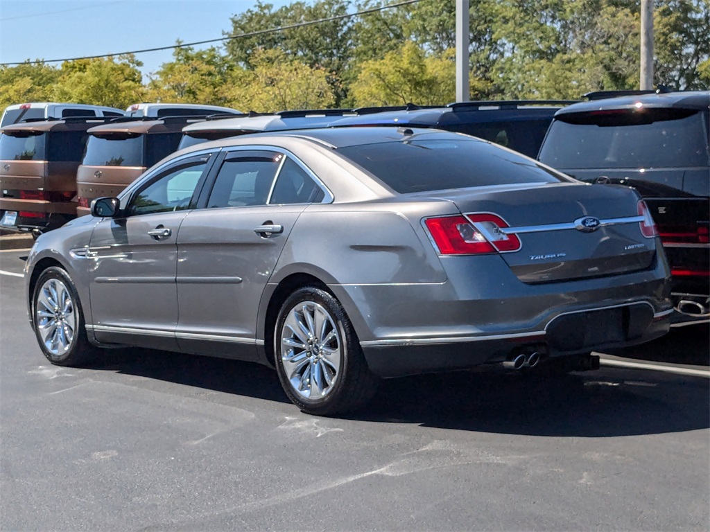 2011 Ford Taurus Limited 7