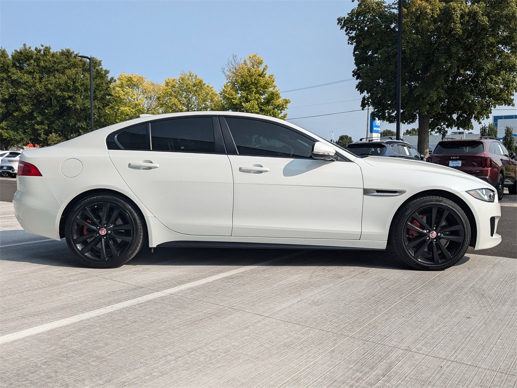 2018 Jaguar XE S 4