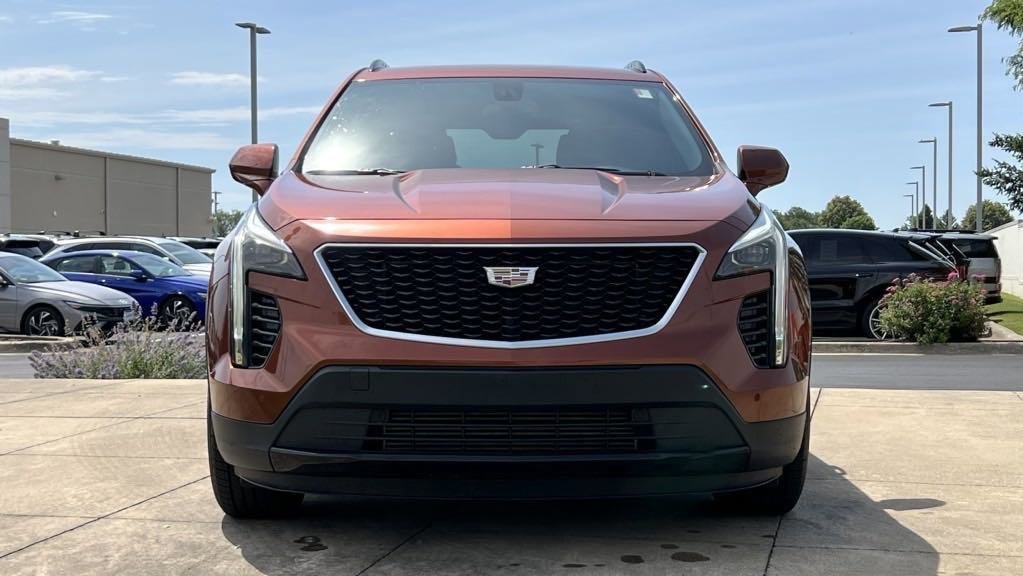 2019 Cadillac XT4 Sport 2