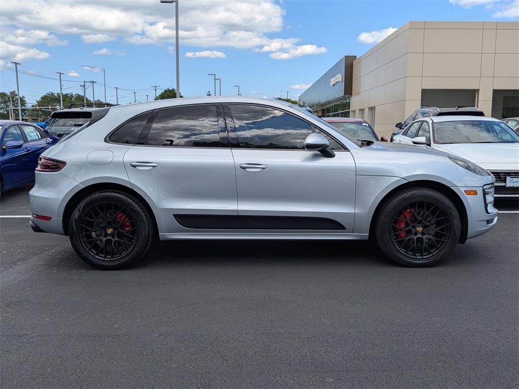 2017 Porsche Macan GTS 4