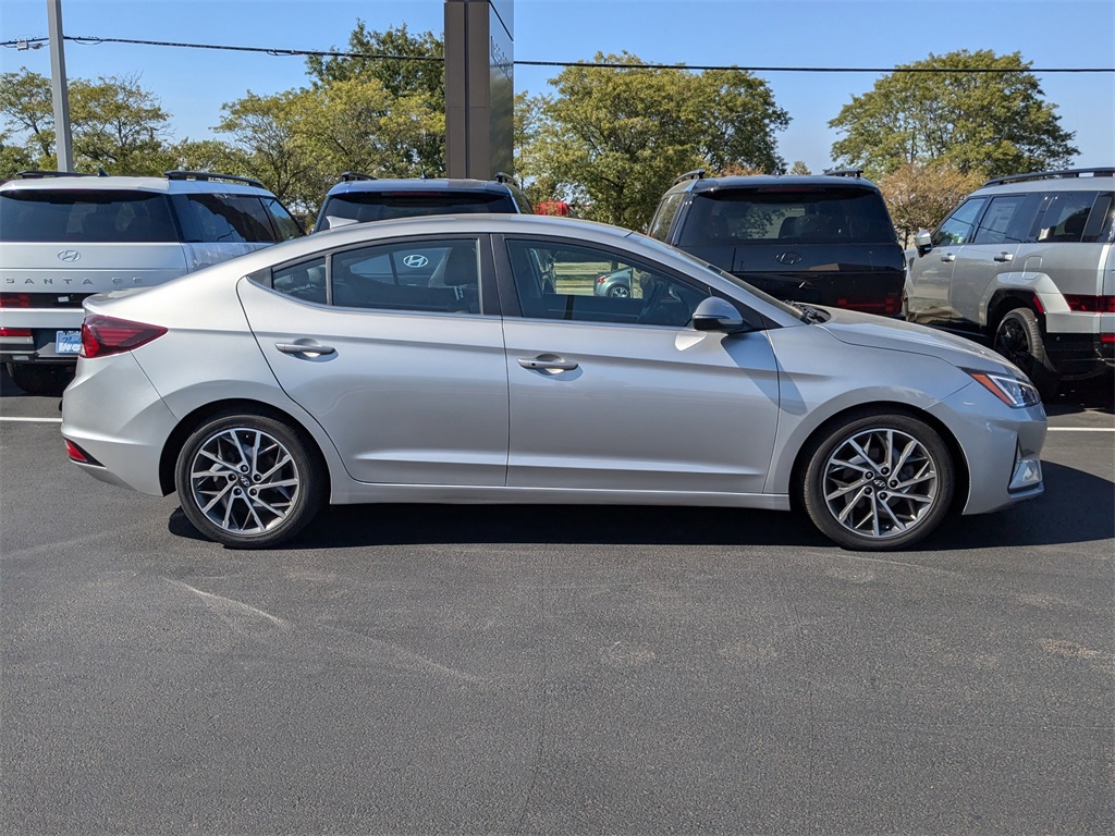 2020 Hyundai Elantra Limited 4