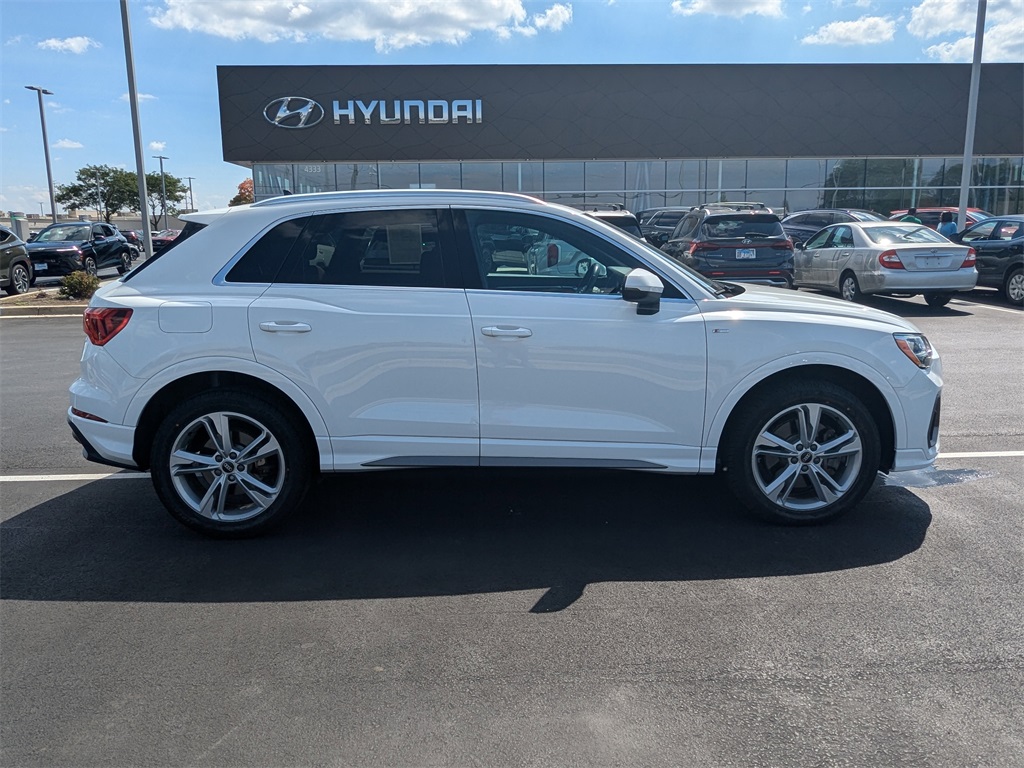 2021 Audi Q3 Premium 4