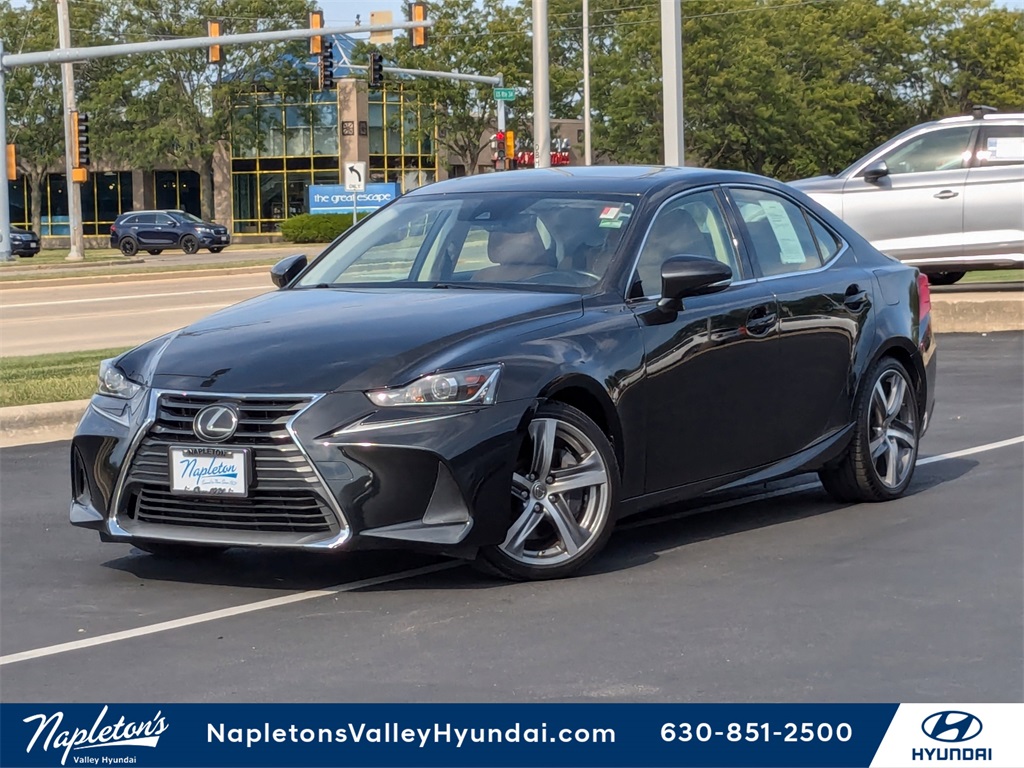 2018 Lexus IS 300 1