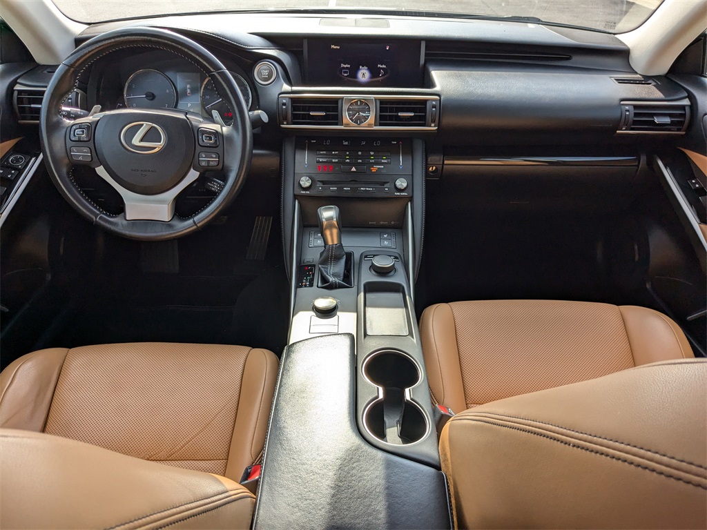 2018 Lexus IS 300 25